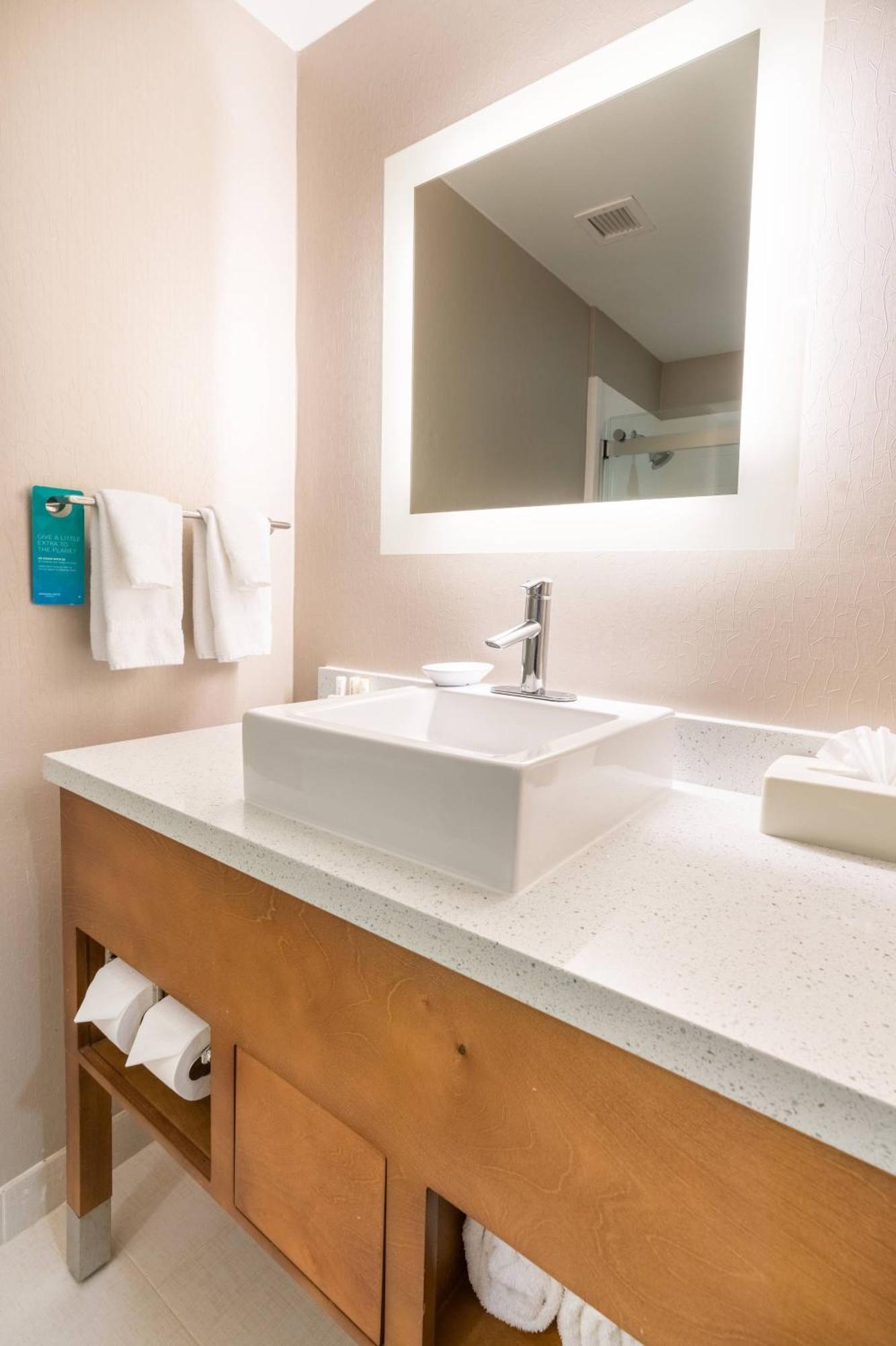 Springhill Suites By Marriott Denton Buitenkant foto