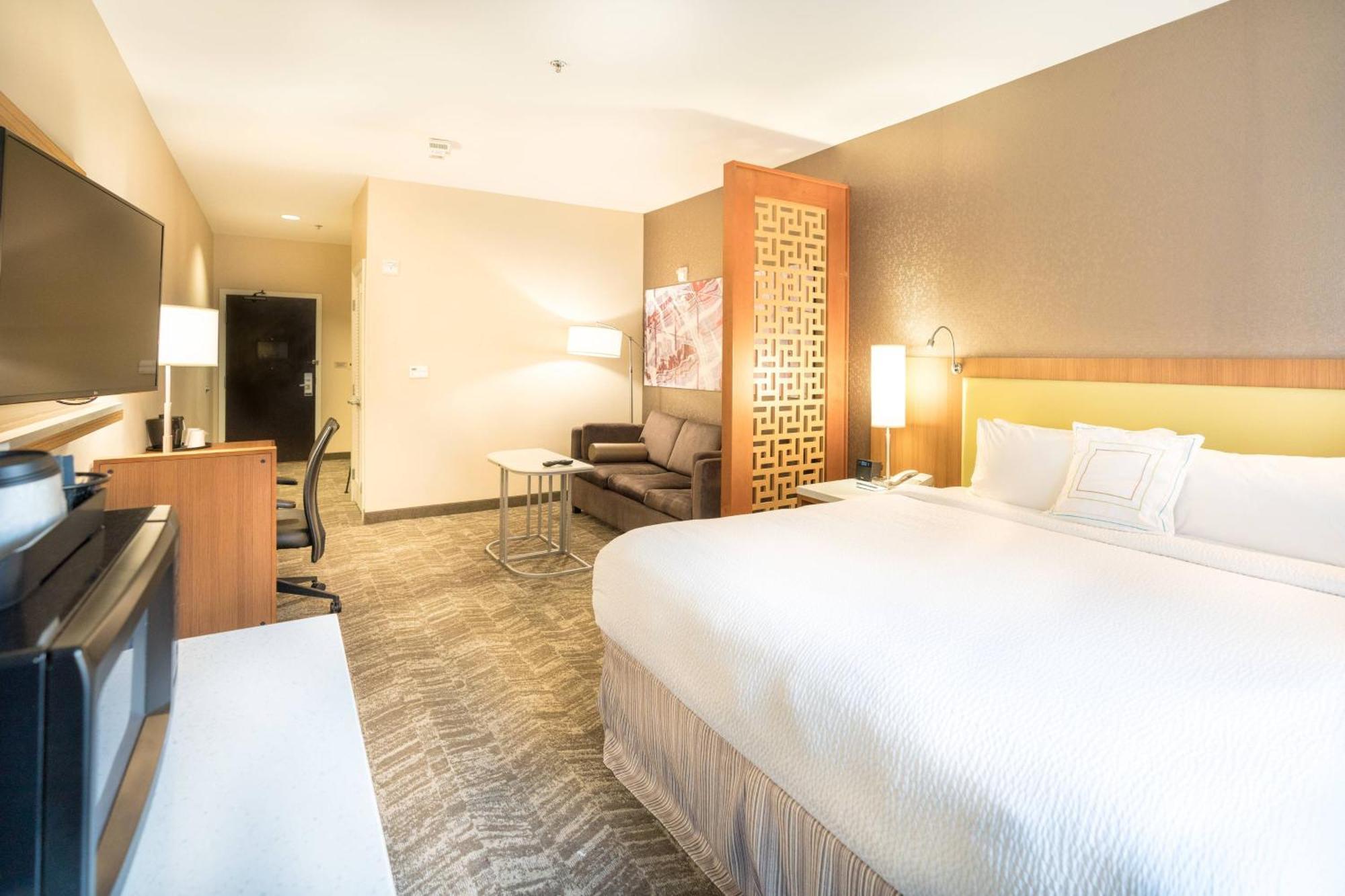 Springhill Suites By Marriott Denton Buitenkant foto
